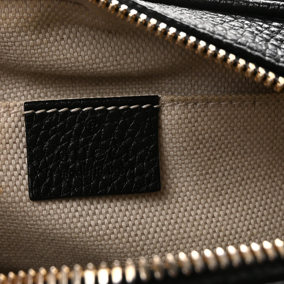 Pebbled Calfskin Small Soho Disco Bag Black product image 6, provided for visual reference and product detail review