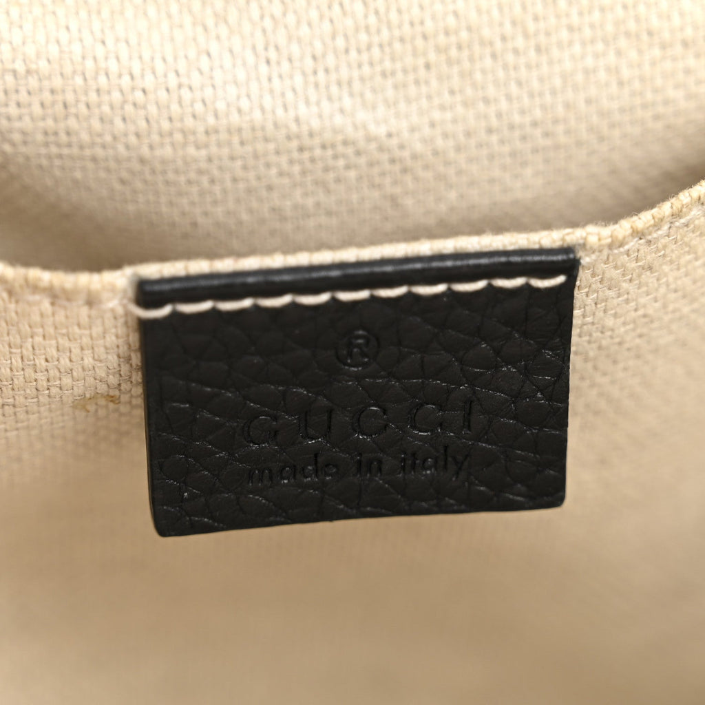 Pebbled Calfskin Small Soho Disco Bag Black product image 6, provided for visual reference and product detail review
