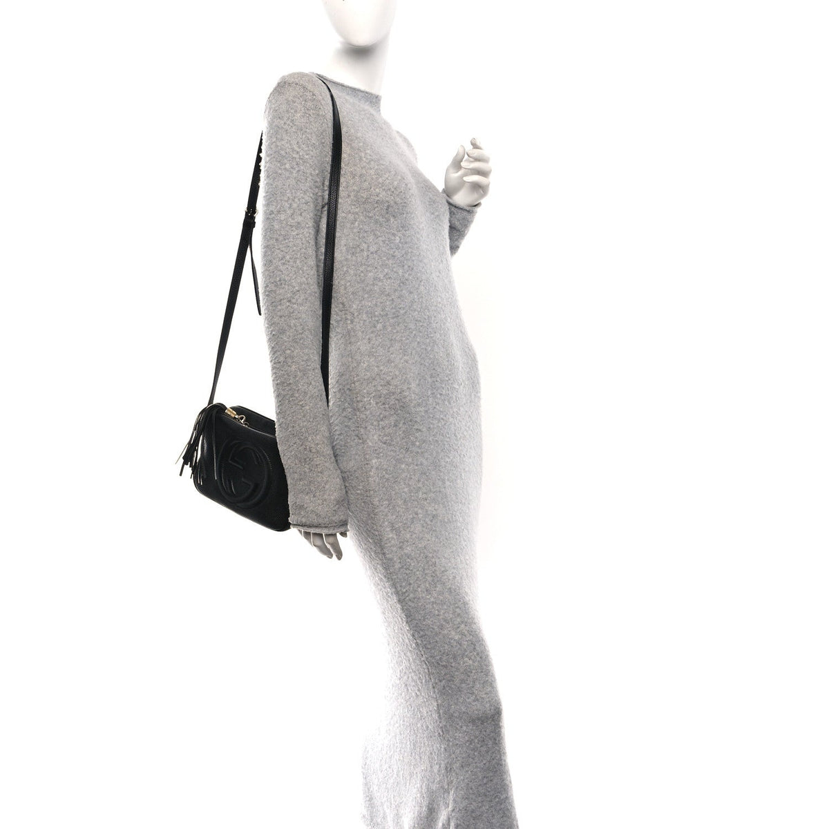 Pebbled Calfskin Small Soho Disco Bag Black product image 2, provided for visual reference and product detail review