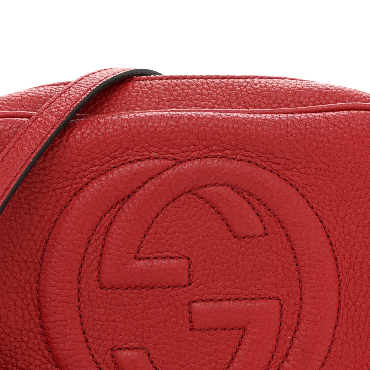 Pebbled Calfskin Small Soho Disco Bag Tabasco Red product image 8, provided for visual reference and product detail review