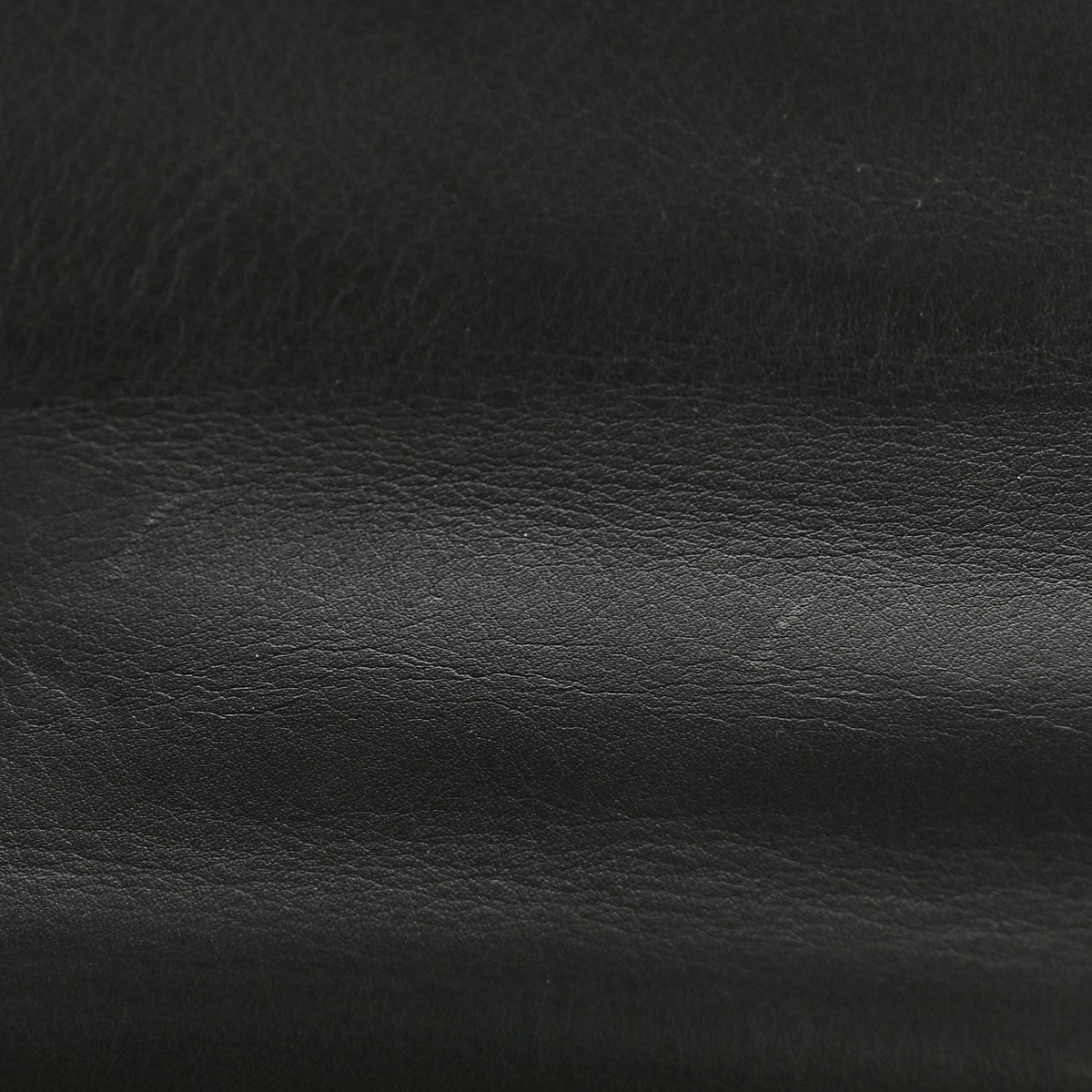 GG Supreme Monogram Calfskin Small Padlock Shoulder Bag Beige Black Cuir product image 11, provided for visual reference and