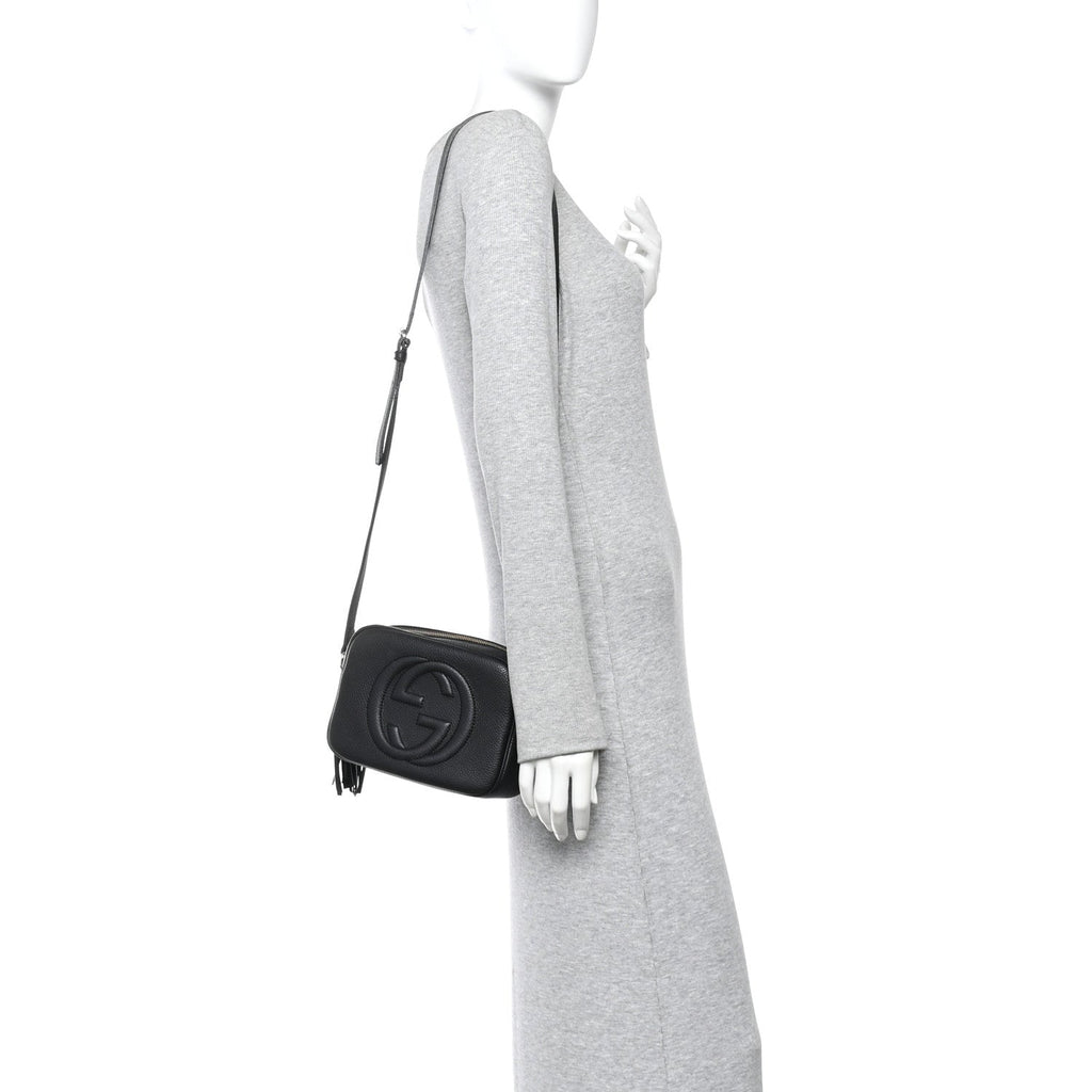 Pebbled Calfskin Small Soho Disco Bag Black product image 2, provided for visual reference and product detail review