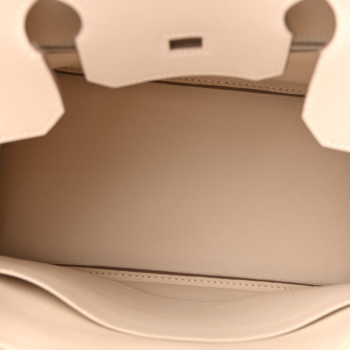 Togo Birkin 30 Craie product image 4, provided for visual reference and product detail review