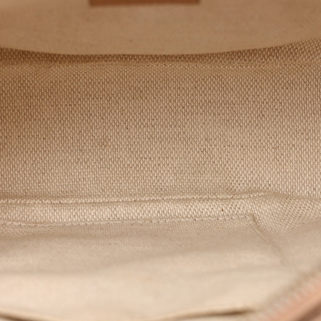 Pebbled Calfskin Small Soho Disco Bag Camelia product image 5, provided for visual reference and product detail review