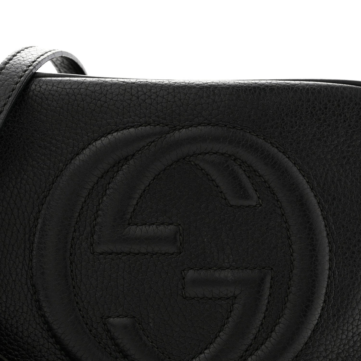 Pebbled Calfskin Small Soho Disco Bag Black product image 8, provided for visual reference and product detail review