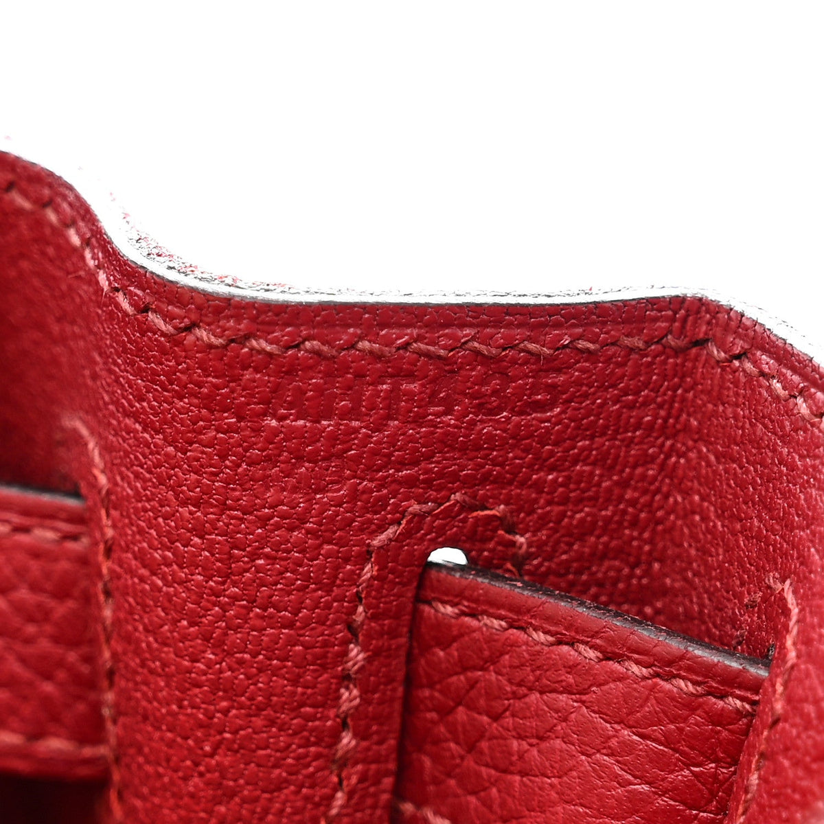 Taurillon Clemence Kelly Retourne 28 Rouge Grenat product image 7, provided for visual reference and product detail review