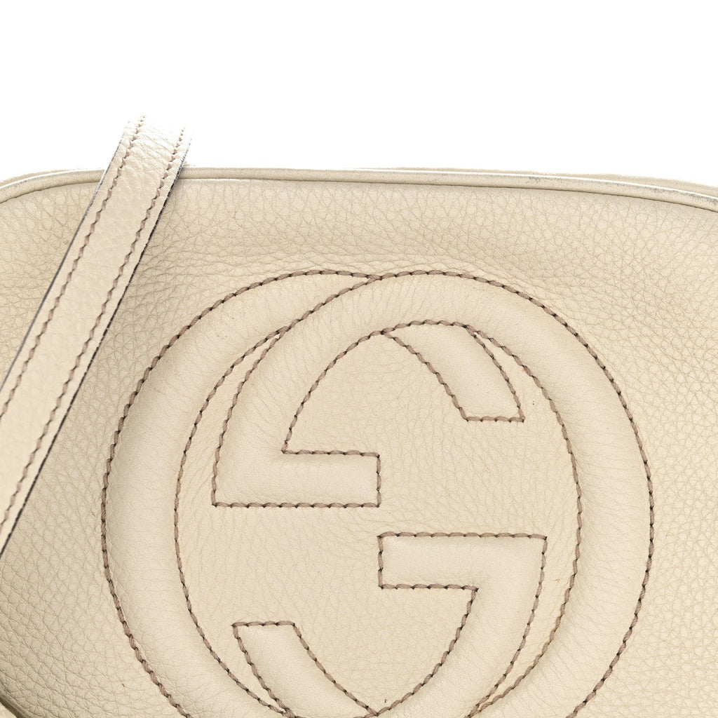 Pebbled Calfskin Small Soho Disco Bag Off White product image 22, provided for visual reference and product detail review