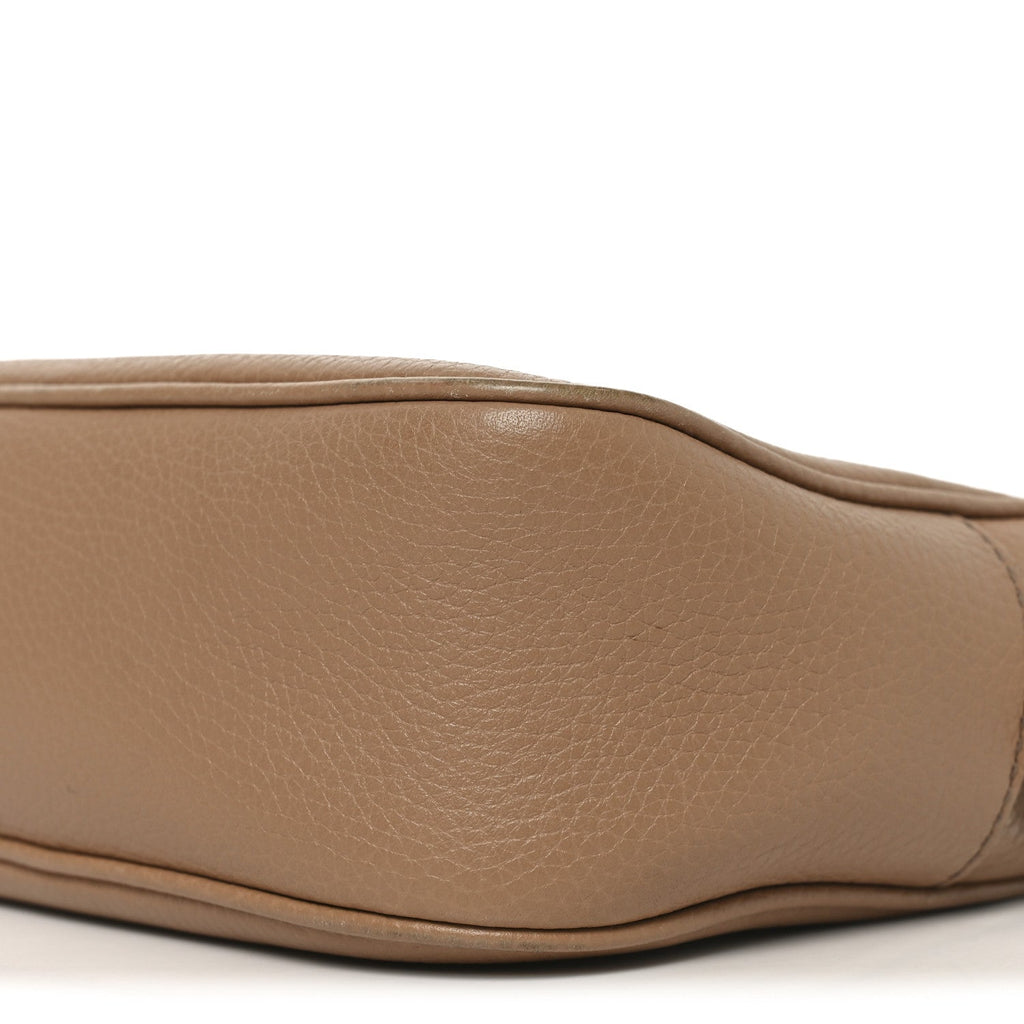 Pebbled Calfskin Small Soho Disco Bag Rose Beige product image 10, provided for visual reference and product detail review