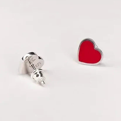 Tiffany Return to Heart 18K Gold Earrings product image 1, provided for visual reference and product detail review