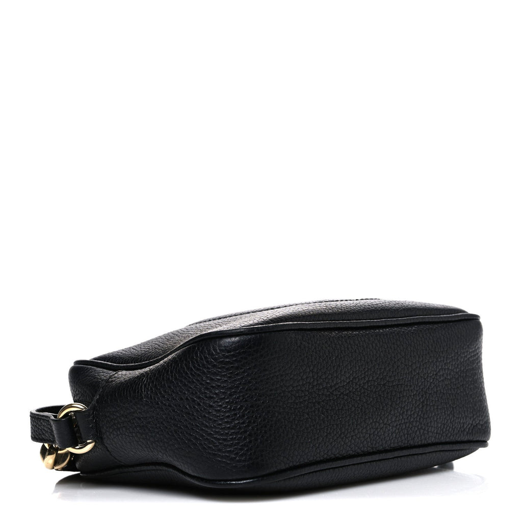 Pebbled Calfskin Small Soho Disco Bag Black product image 3, provided for visual reference and product detail review