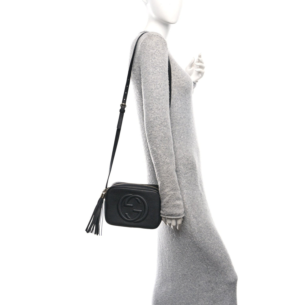 Pebbled Calfskin Small Soho Disco Bag Black product image 2, provided for visual reference and product detail review