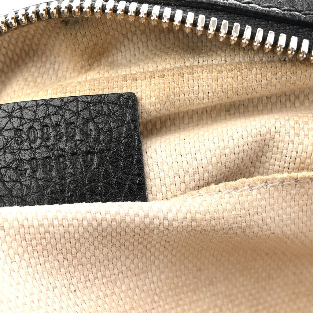 Pebbled Calfskin Small Soho Disco Bag Black product image 7, provided for visual reference and product detail review