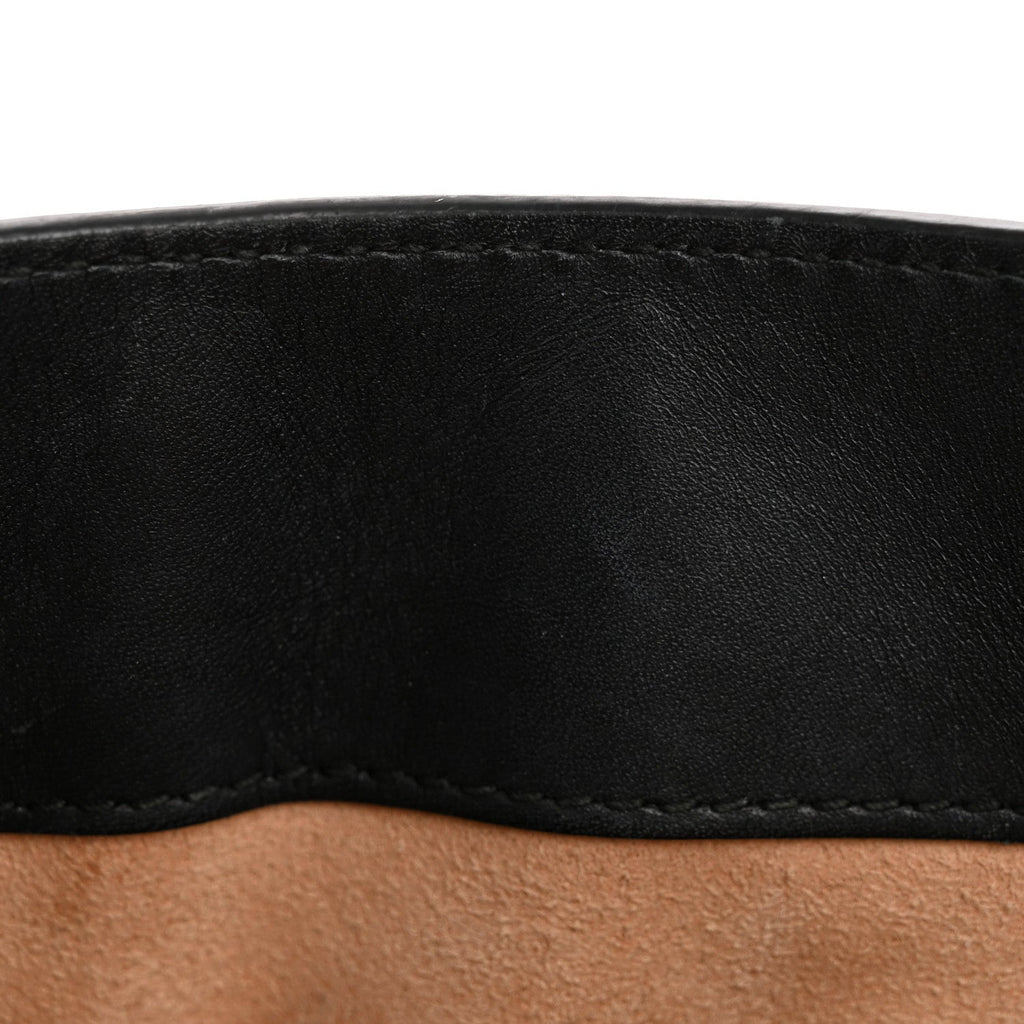 GG Supreme Monogram Bees Small Padlock Tote Beige Oro Black product image 11, provided for visual reference and product
