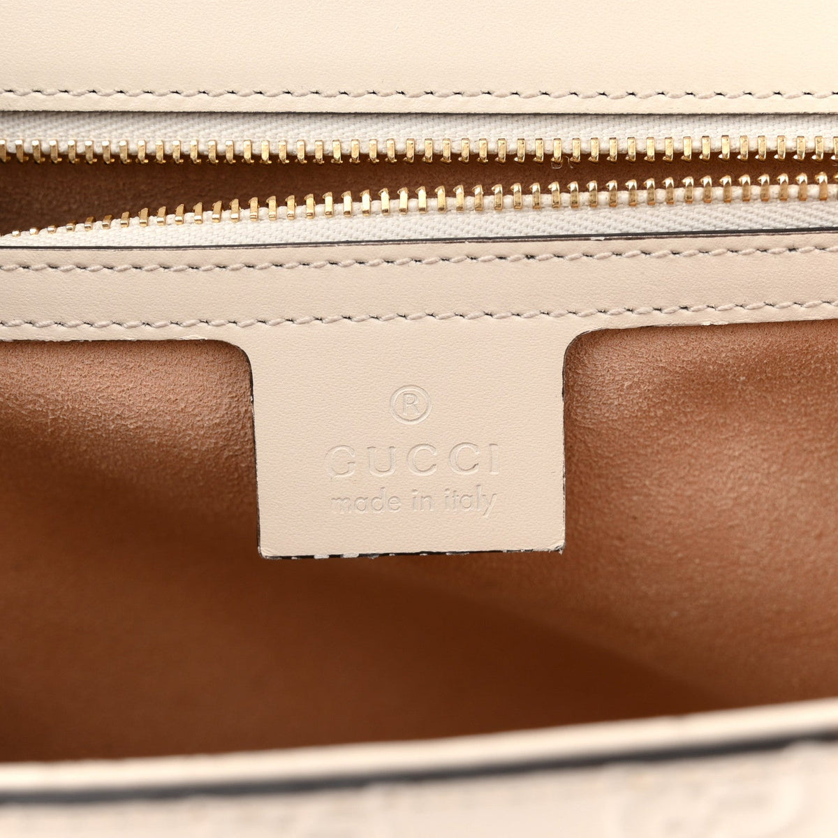 Guccissima Medium Padlock Shoulder Bag Mystic White product image 6, provided for visual reference and product detail review