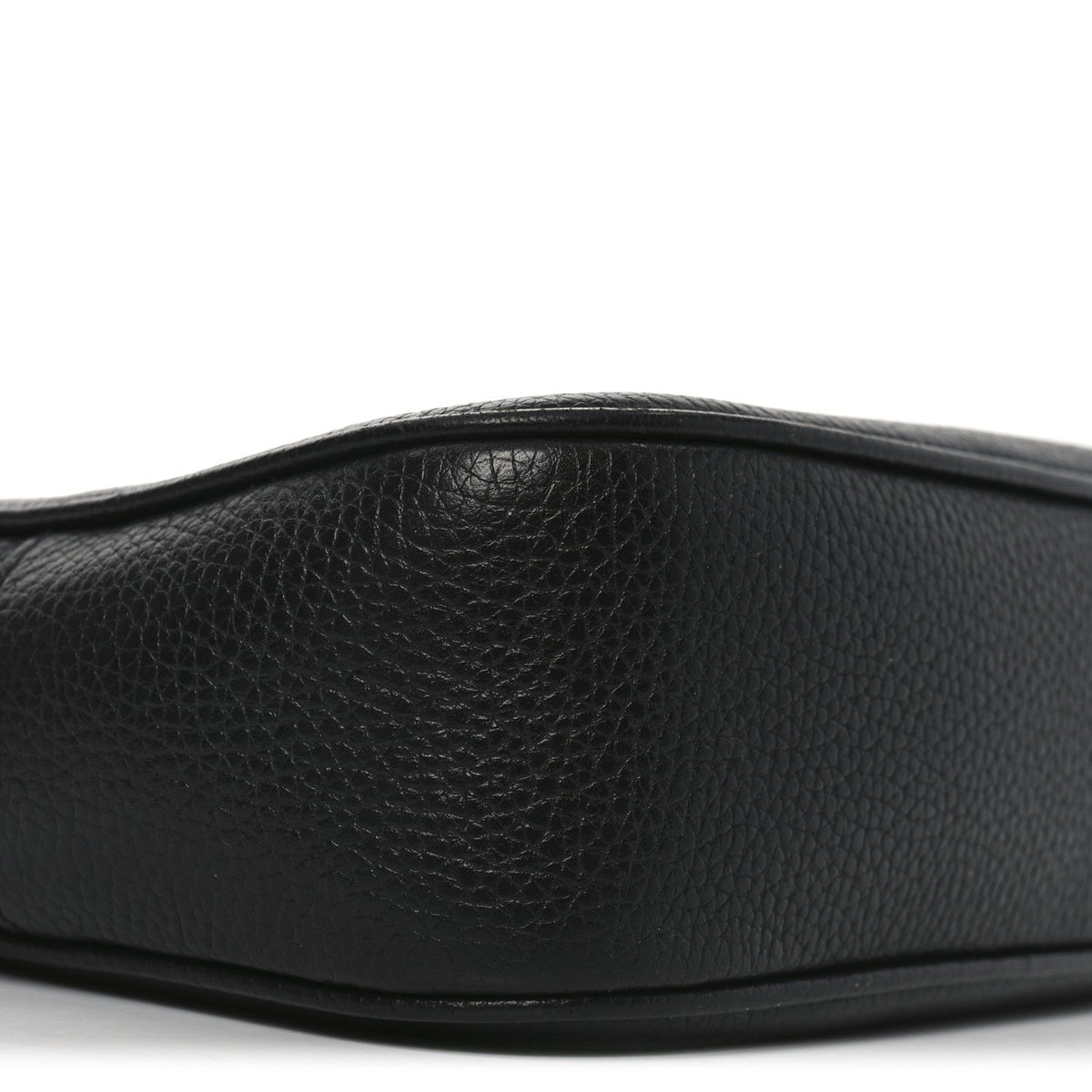 Pebbled Calfskin Small Soho Disco Bag Black product image 9, provided for visual reference and product detail review