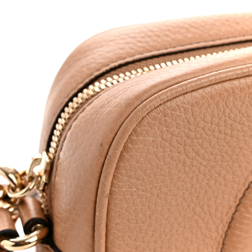 Pebbled Calfskin Small Soho Disco Bag Camelia product image 11, provided for visual reference and product detail review