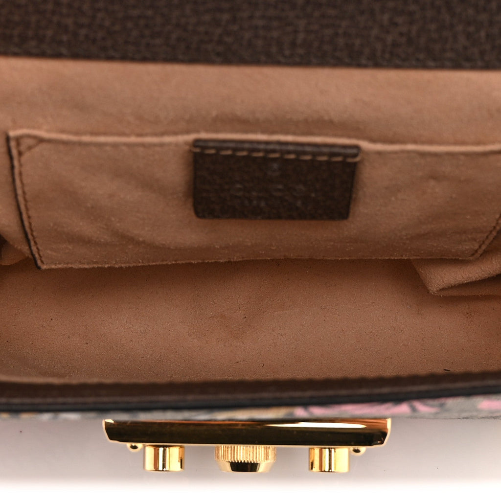 GG Supreme Monogram Bengal Small Padlock Shoulder Bag Beige Pink product image 5, provided for visual reference and product