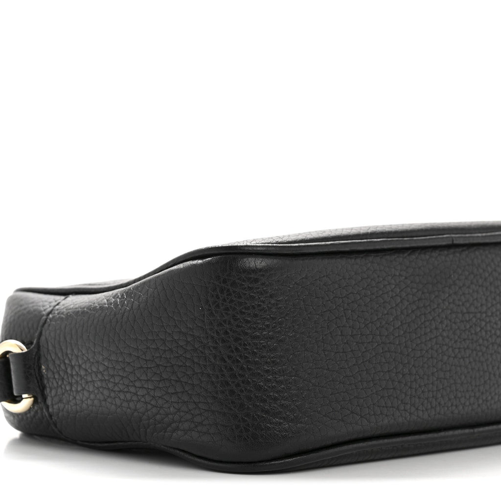 Pebbled Calfskin Small Soho Disco Bag Black product image 9, provided for visual reference and product detail review