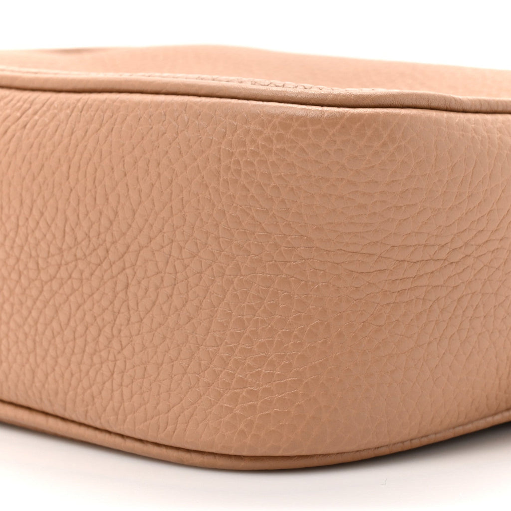 Pebbled Calfskin Small Soho Disco Bag Camelia product image 9, provided for visual reference and product detail review