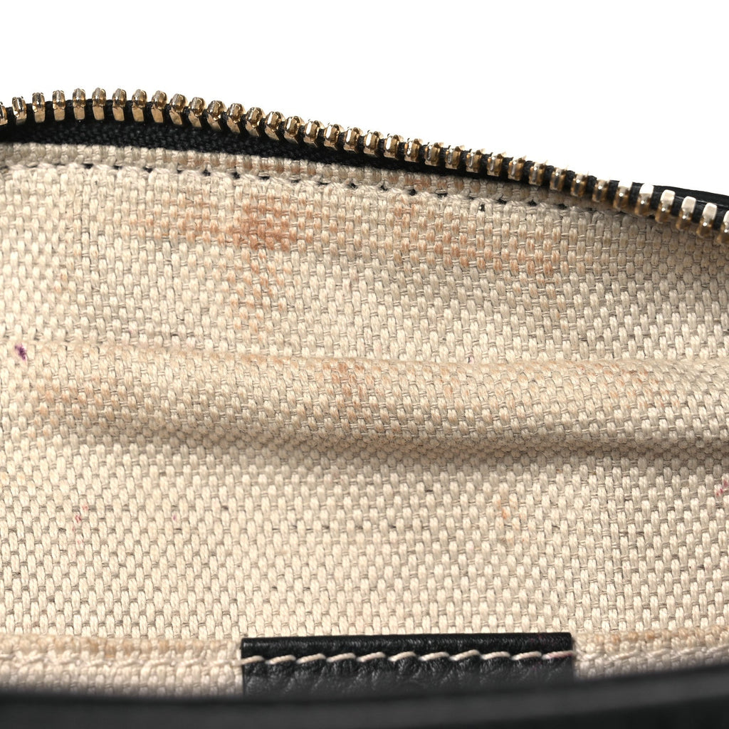 Pebbled Calfskin Small Soho Disco Bag Black product image 13, provided for visual reference and product detail review