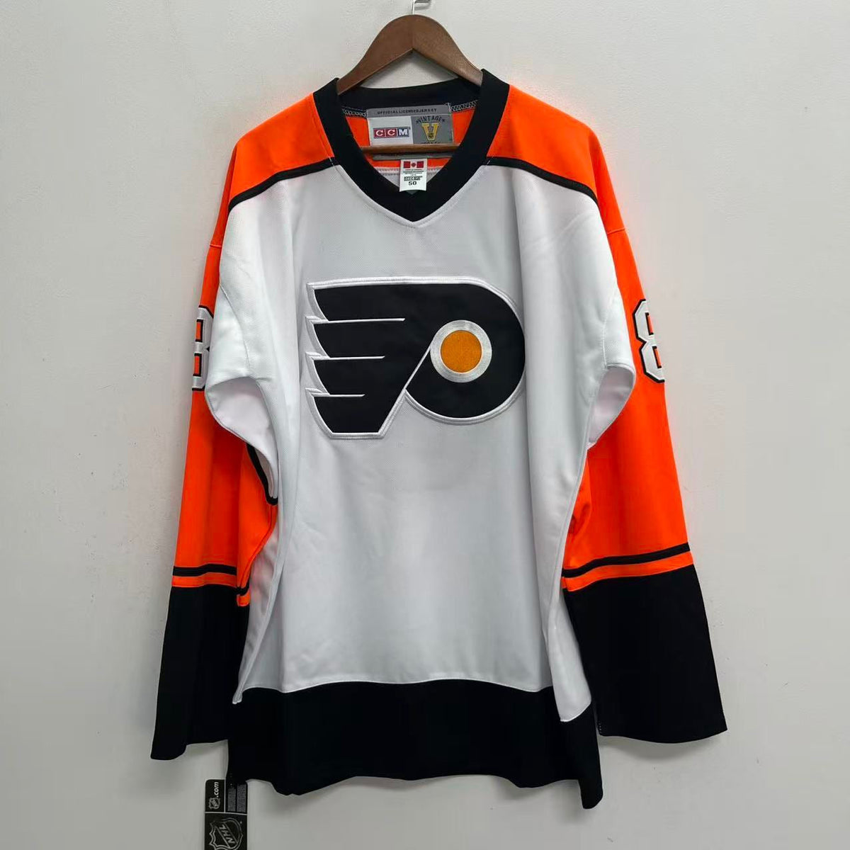 Mark Recchi Philadelphia Flyers Official NHL Jersey CCM product image 2