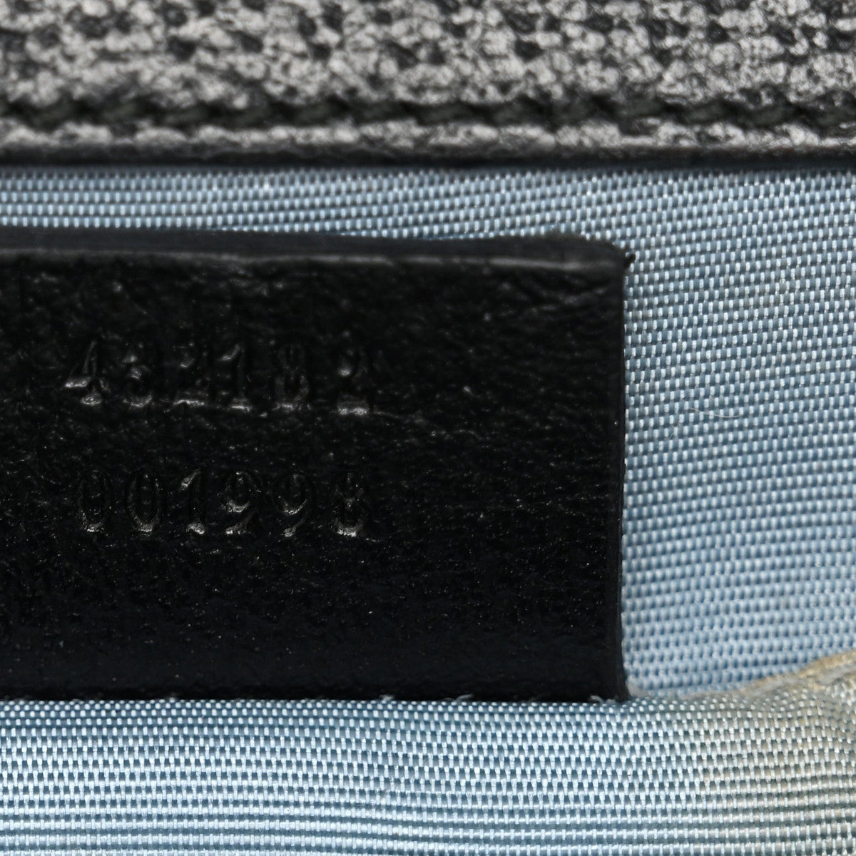 Grained Calfskin Bee Star Small Padlock Shoulder Bag Black product image 7, provided for visual reference and product detail