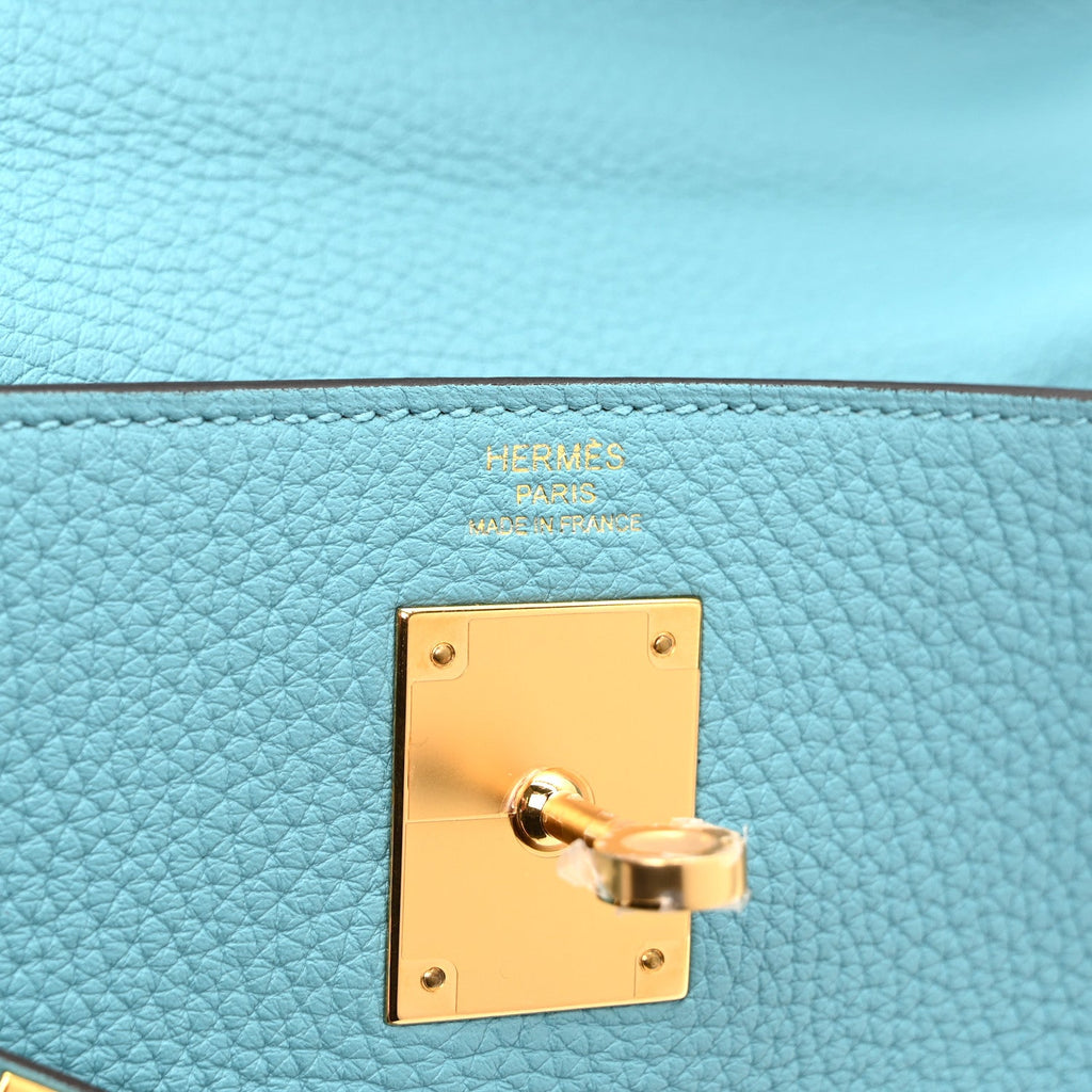 Togo Kelly Retourne 28 Bleu Atoll product image 11, provided for visual reference and product detail review