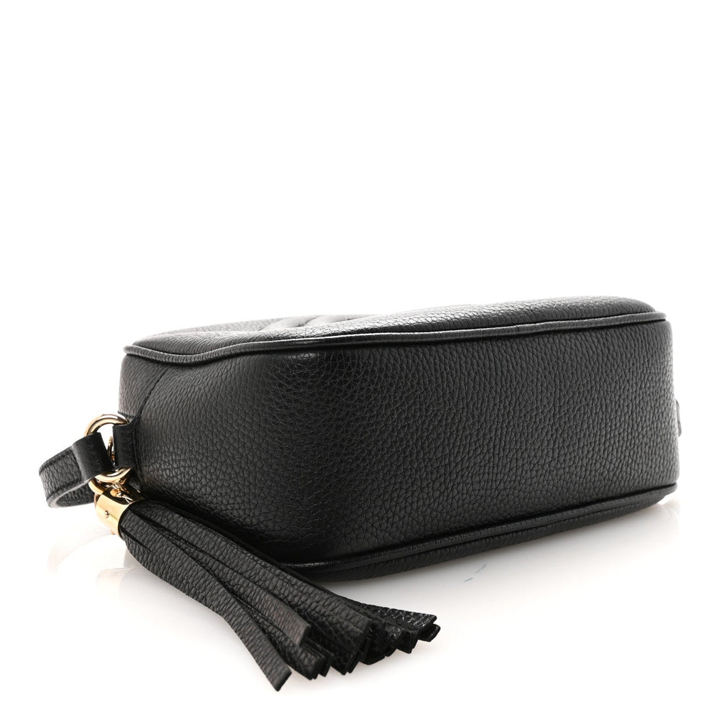 Pebbled Calfskin Small Soho Disco Bag Black product image 4, provided for visual reference and product detail review