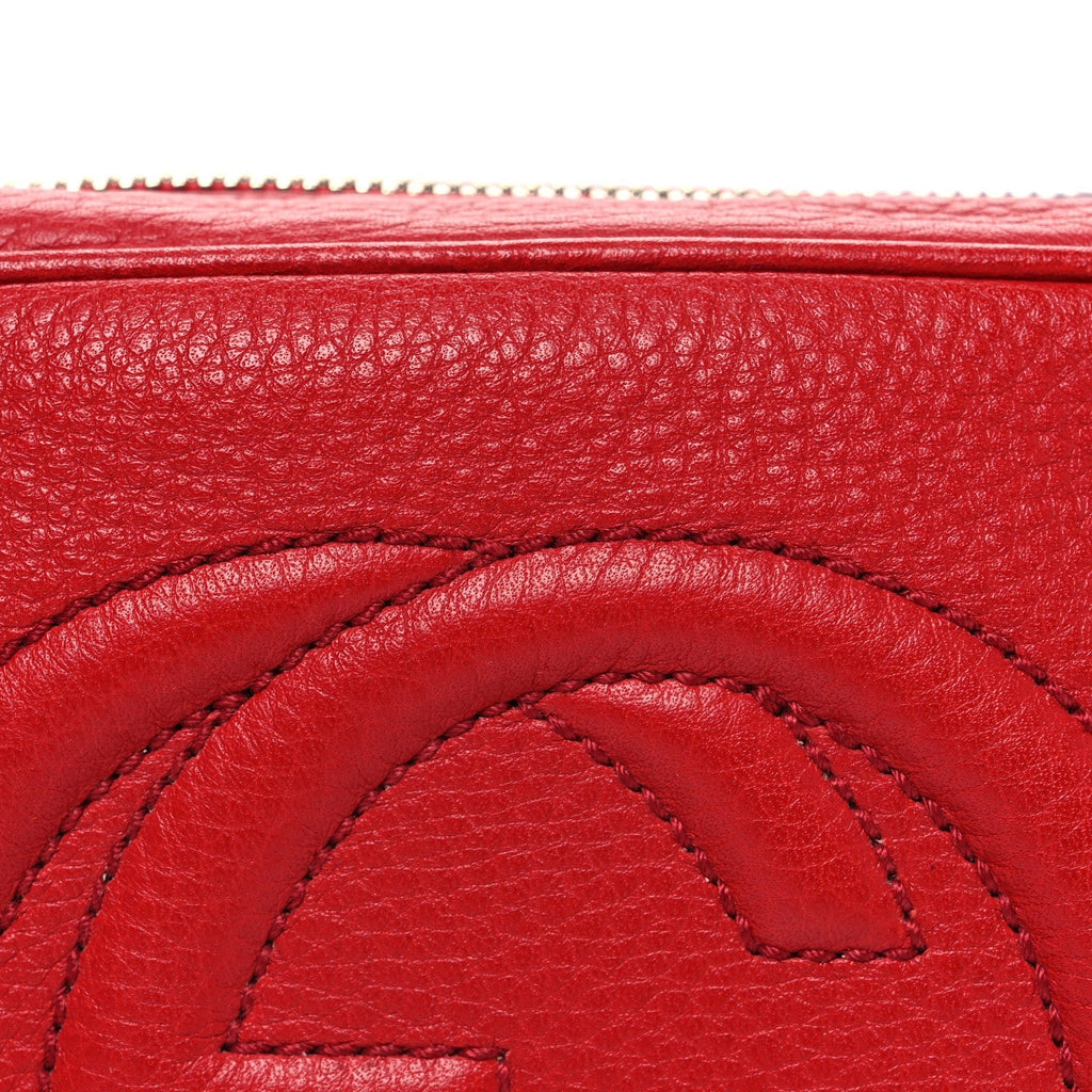 Pebbled Calfskin Small Soho Disco Bag Vibrant Red product image 8, provided for visual reference and product detail review
