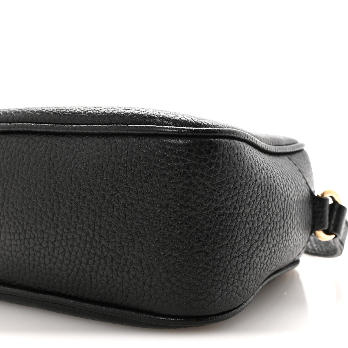 Pebbled Calfskin Small Soho Disco Bag Black product image 10, provided for visual reference and product detail review