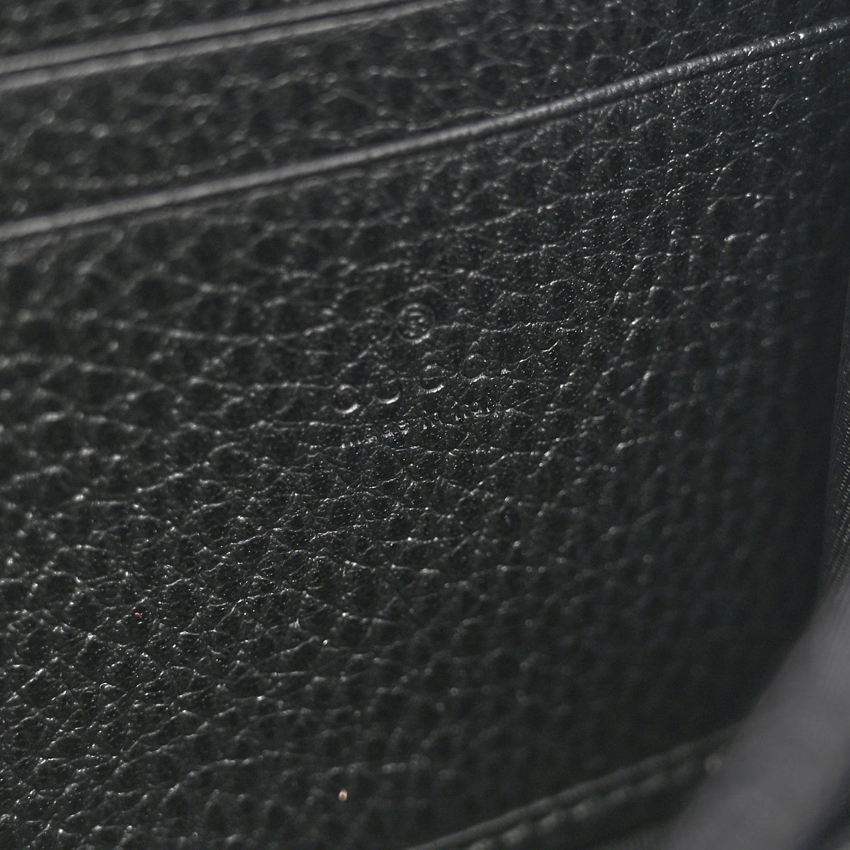 Calfskin Mini Dionysus Chain Wallet Black product image 6, provided for visual reference and product detail review