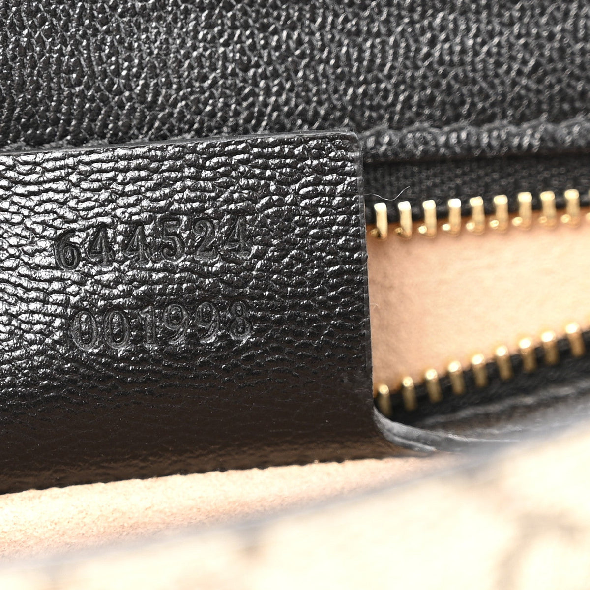 GG Supreme Monogram Calfskin Small Padlock Messenger Shoulder Bag Beige Black Cuir product image 7, provided for visual