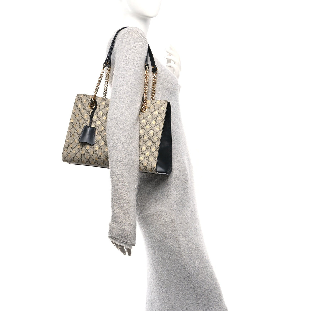 GG Supreme Monogram Bees Medium Padlock Tote Beige Oro Black product image 2, provided for visual reference and product