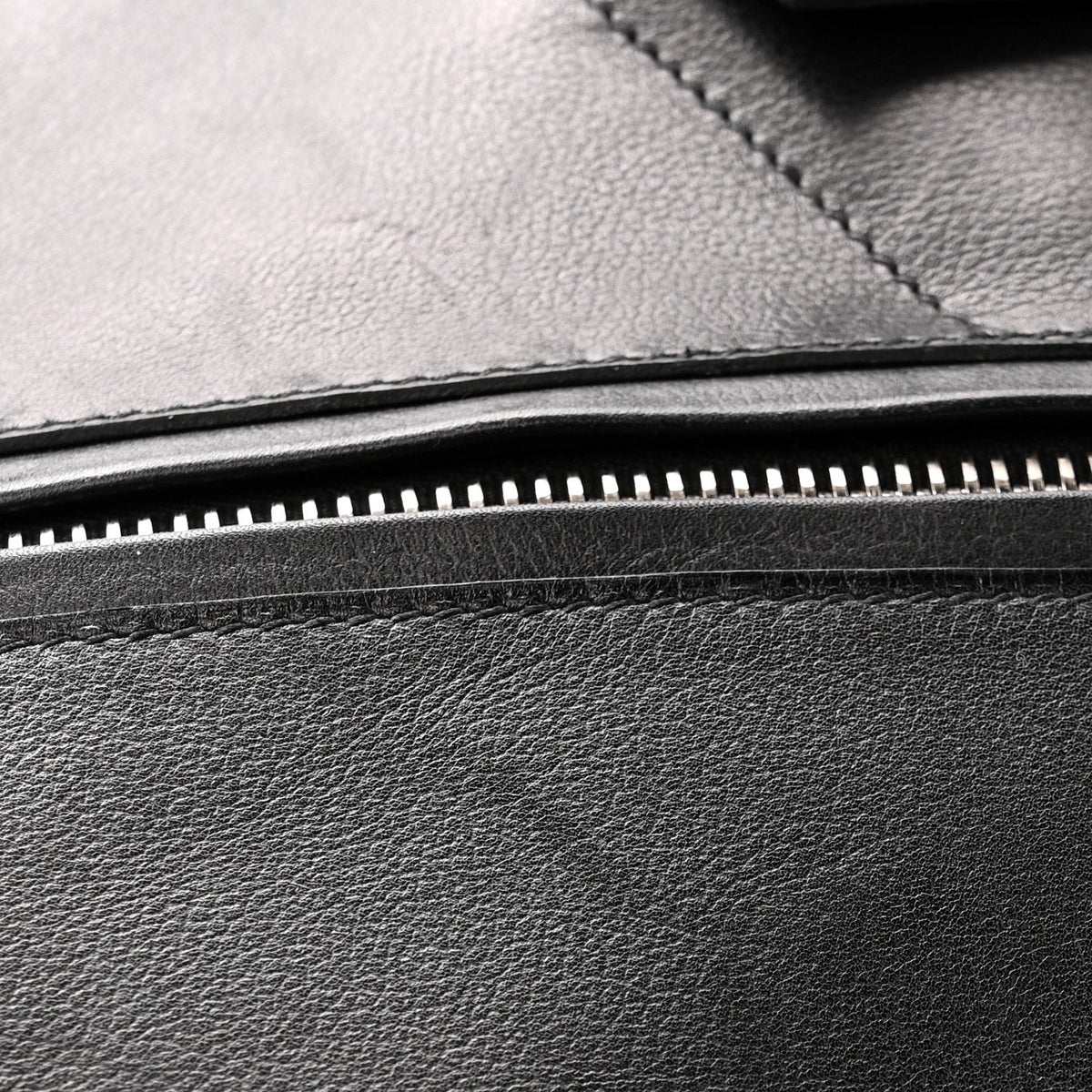 Veau Volupto Rock HAC Birkin 40 Black product image 15, provided for visual reference and product detail review