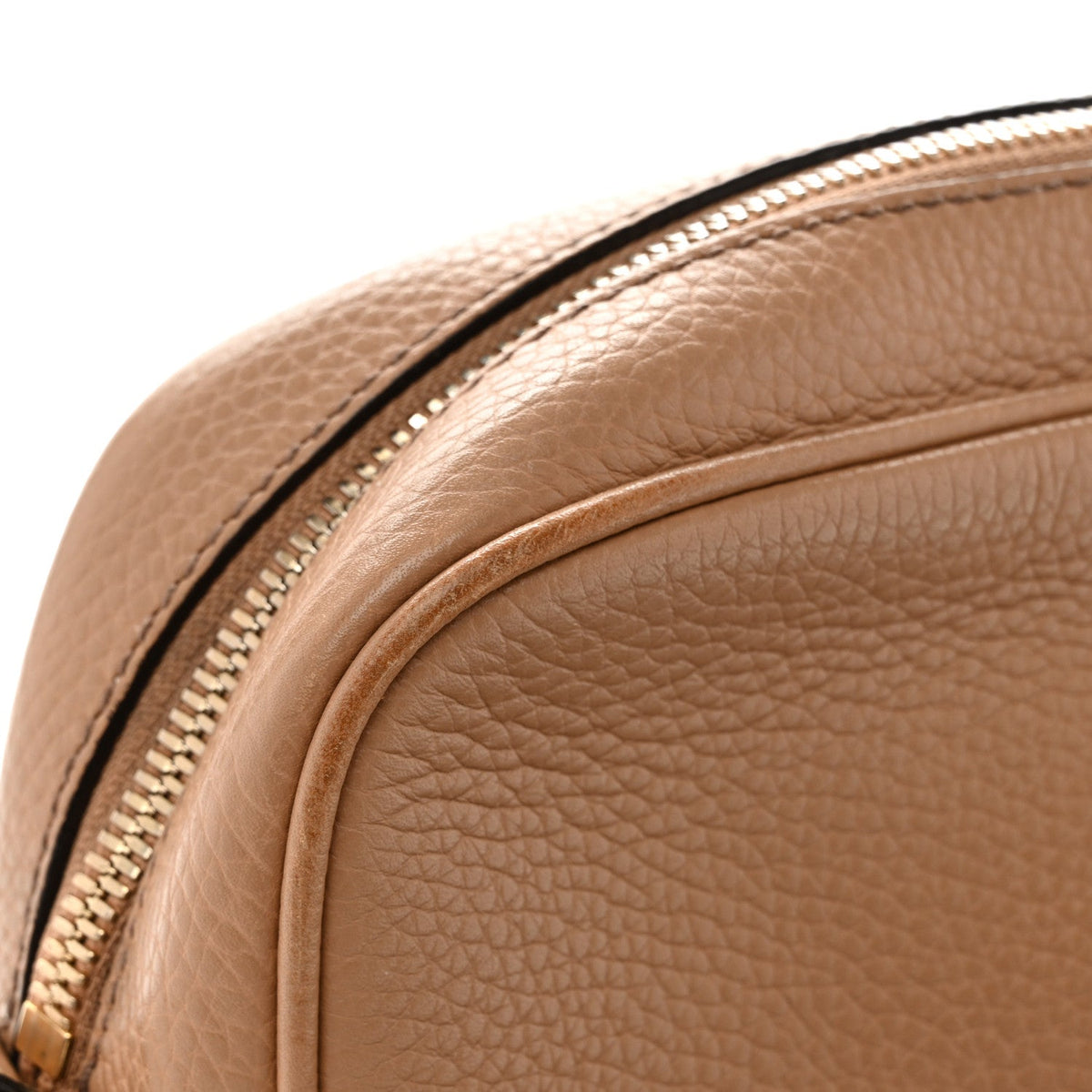 Pebbled Calfskin Small Soho Disco Bag Camelia product image 11, provided for visual reference and product detail review