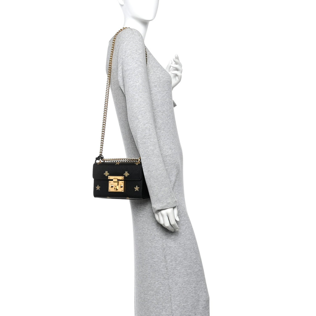 Grained Calfskin Bee Star Small Padlock Shoulder Bag Black product image 2, provided for visual reference and product detail