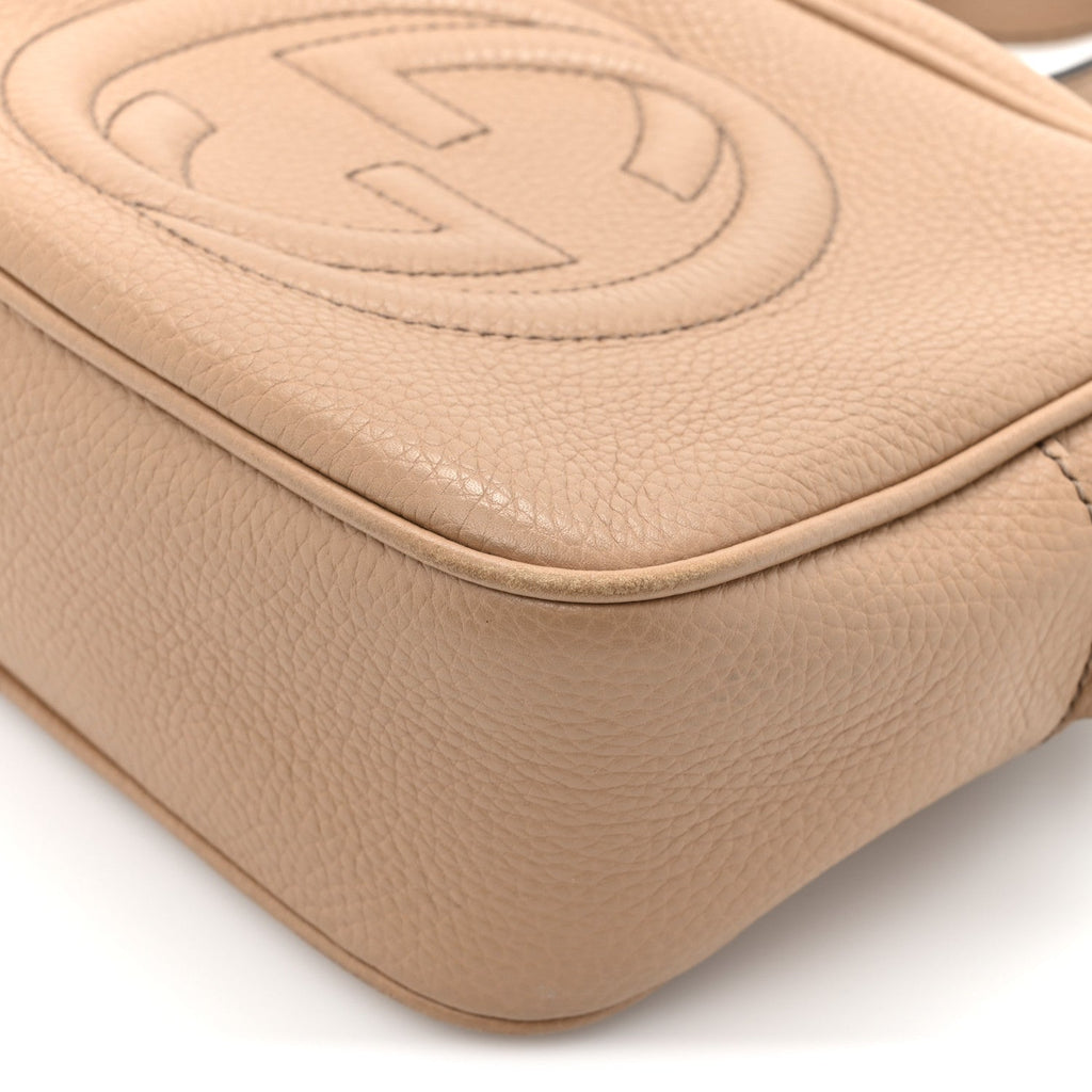Pebbled Calfskin Small Soho Disco Bag Rose Beige product image 9, provided for visual reference and product detail review