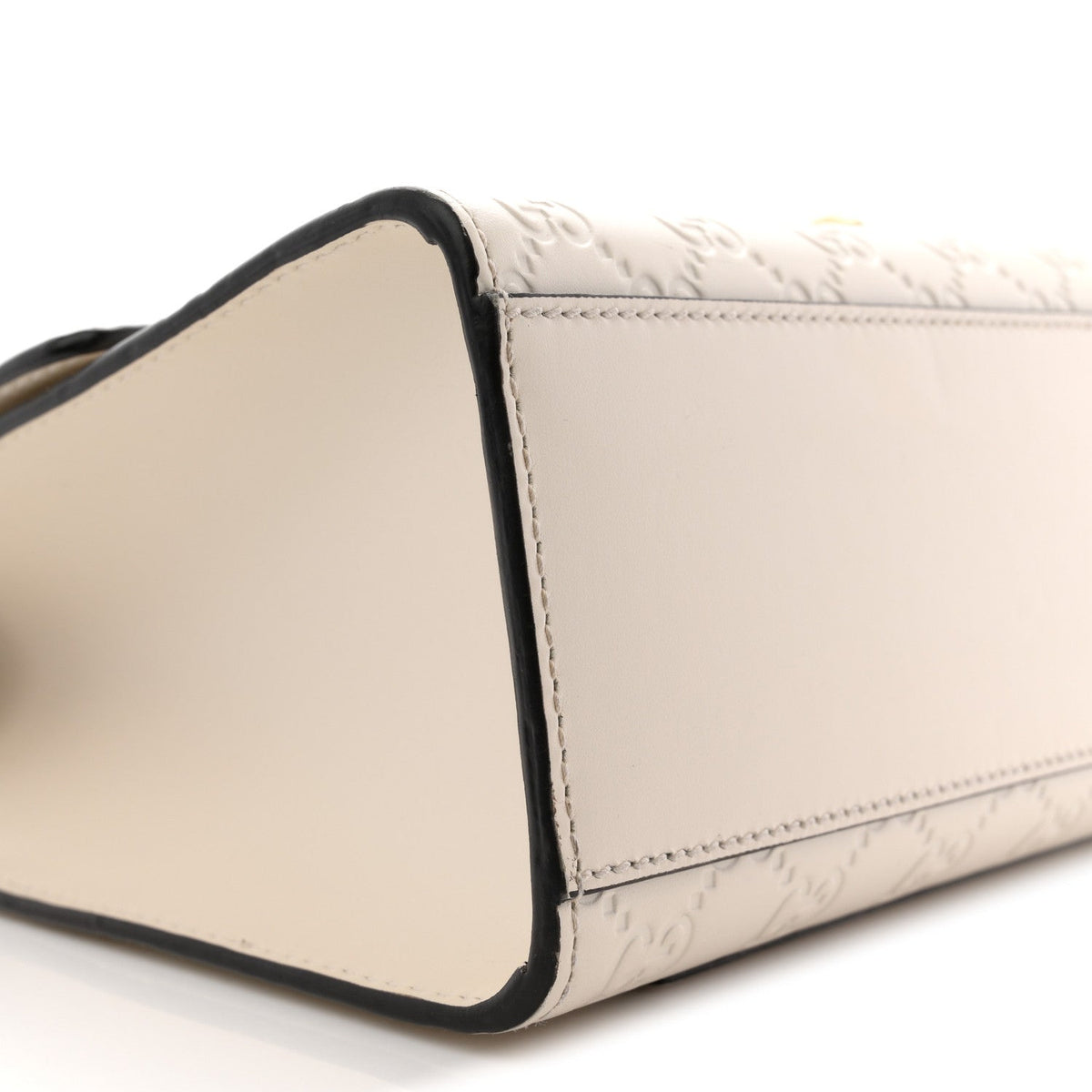 Guccissima Medium Padlock Shoulder Bag Mystic White product image 9, provided for visual reference and product detail review