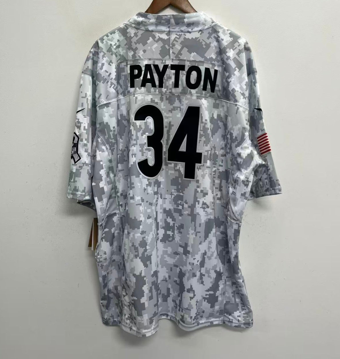 Walter Payton Chicago Bears 2024 military salute to service product image 2