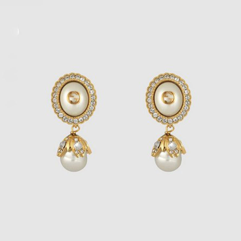 Gucci Double Flower Pearl 18K Gold Earrings product image 1, provided for visual reference and product detail review