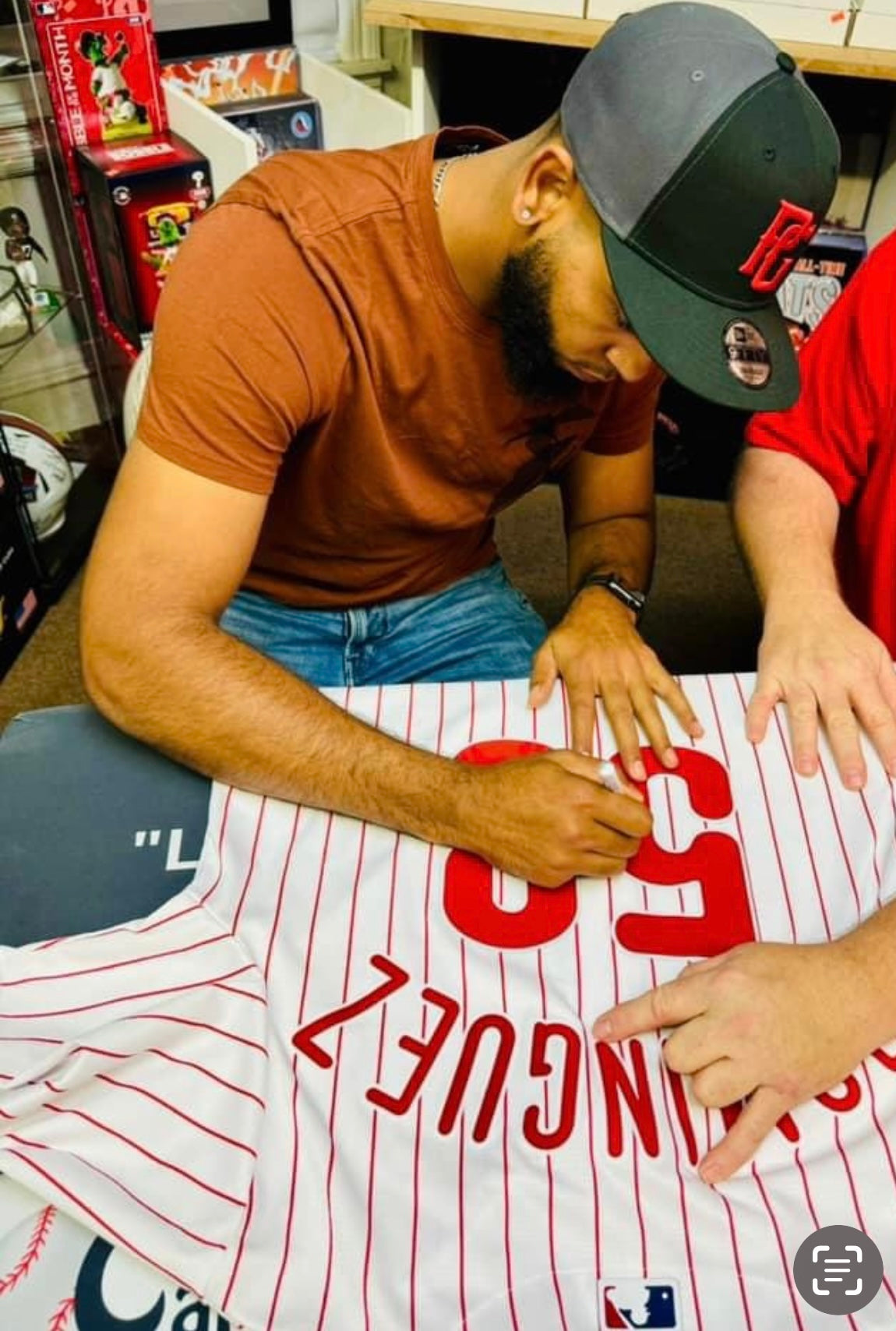 Seranthony Dominguez Philadelphia Phillies autographed product image 7