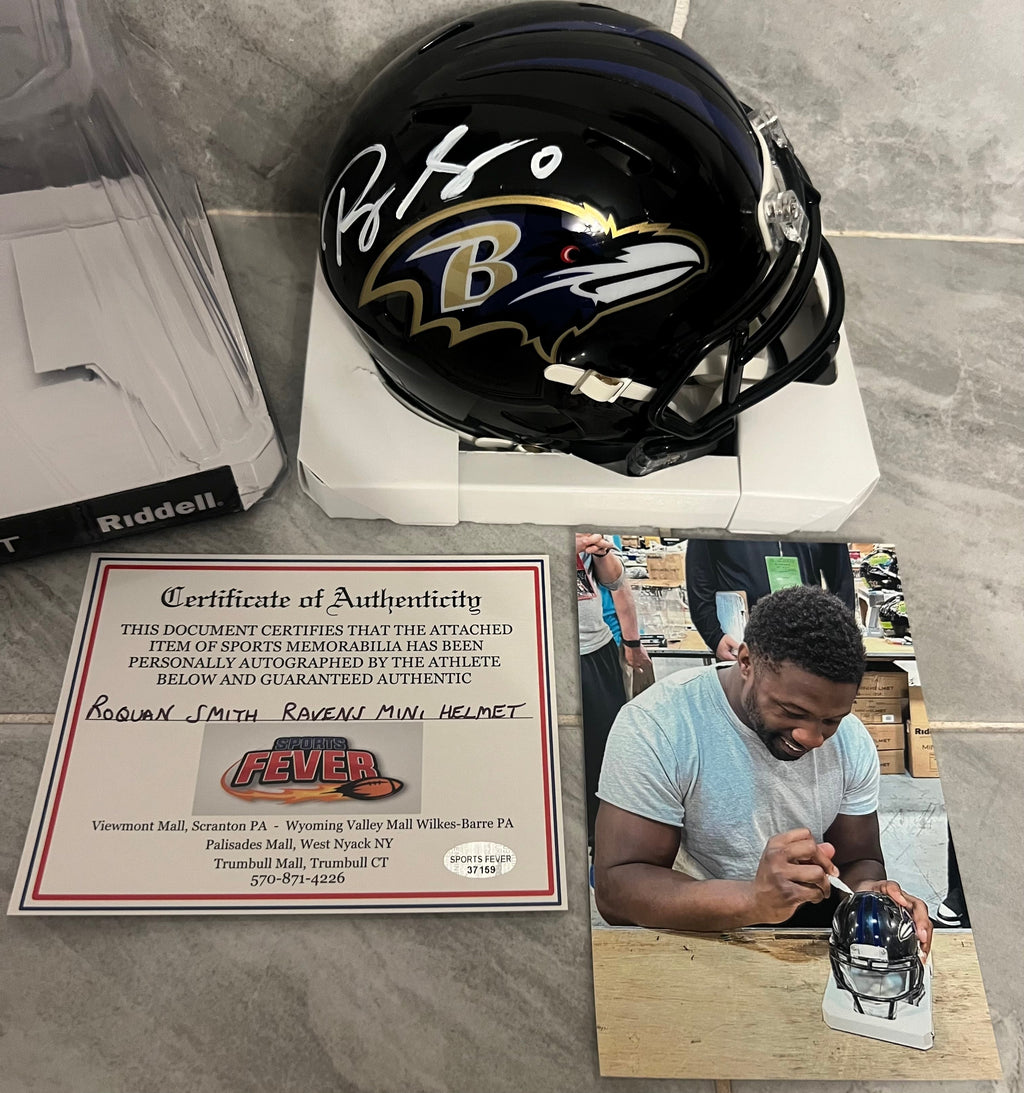 Roquan Smith Autographed Baltimore Ravens Mini Helmet with product image 1