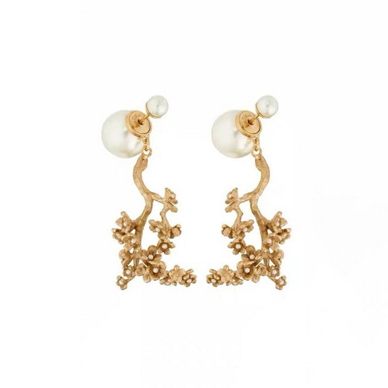 Dior Tribales Tree Clip 18K Gold Earrings product image 1, provided for visual reference and product detail review