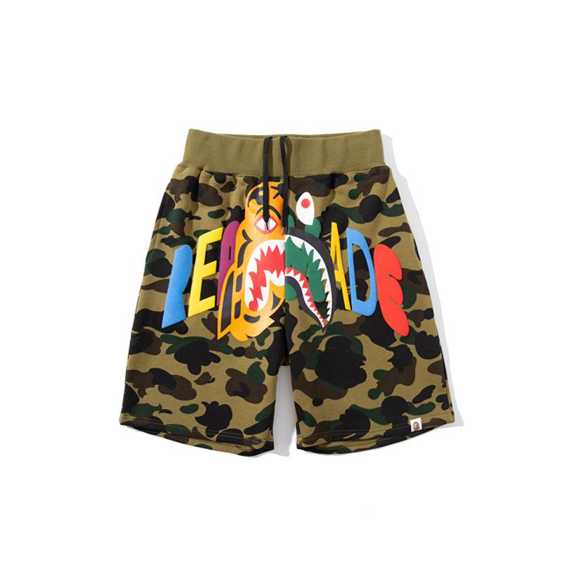 Bathing Ape Shorts Camouflage Shorts Men and Women Men Beach Shorts Middle Pants product image 4, provided for visual