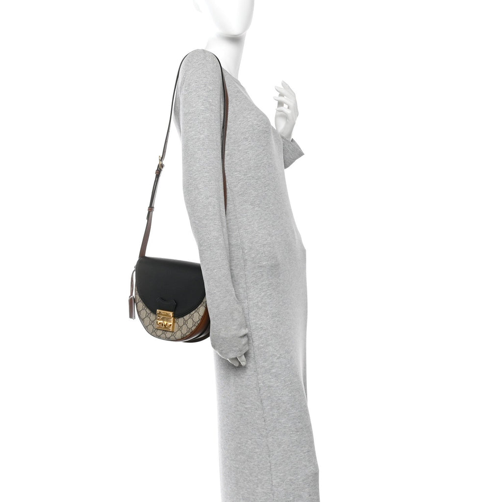 GG Supreme Monogram Calfskin Small Padlock Messenger Shoulder Bag Beige Black Cuir product image 2, provided for visual