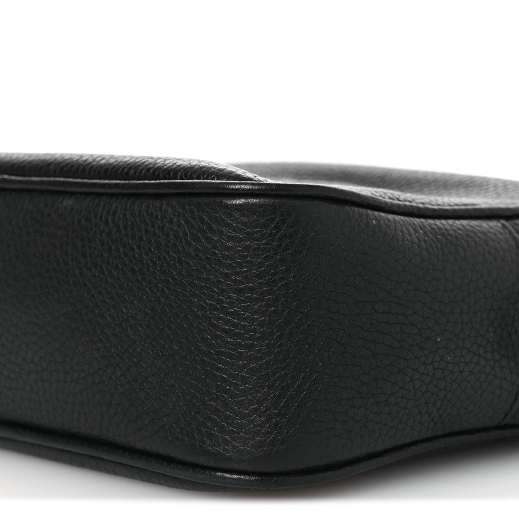 Pebbled Calfskin Small Soho Disco Bag Black product image 10, provided for visual reference and product detail review