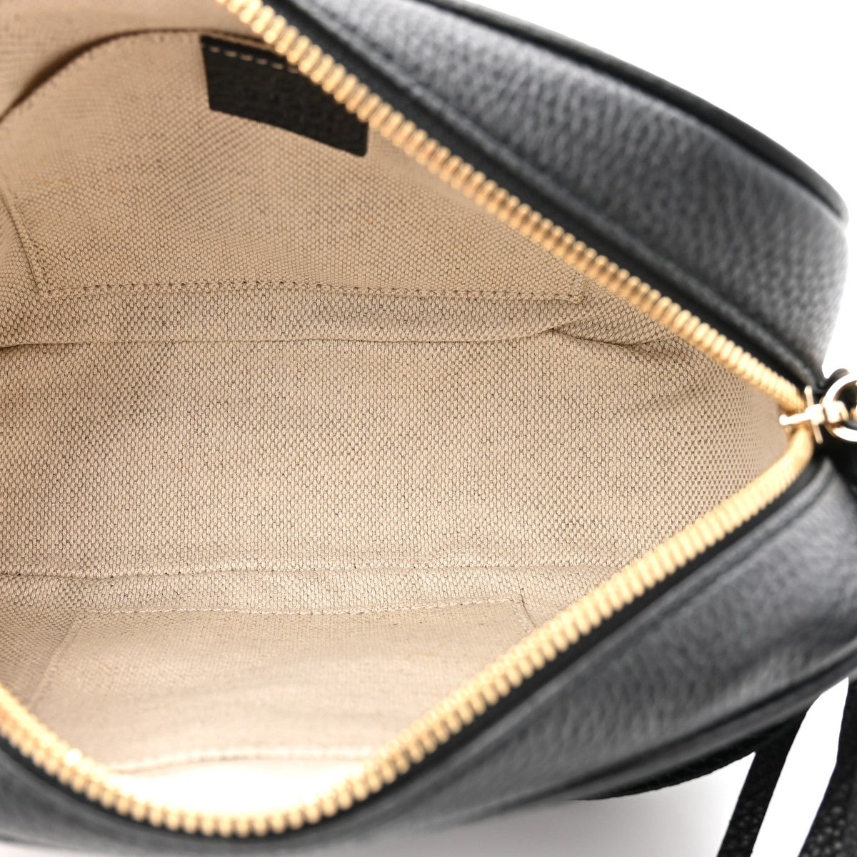 Pebbled Calfskin Small Soho Disco Bag Black product image 5, provided for visual reference and product detail review