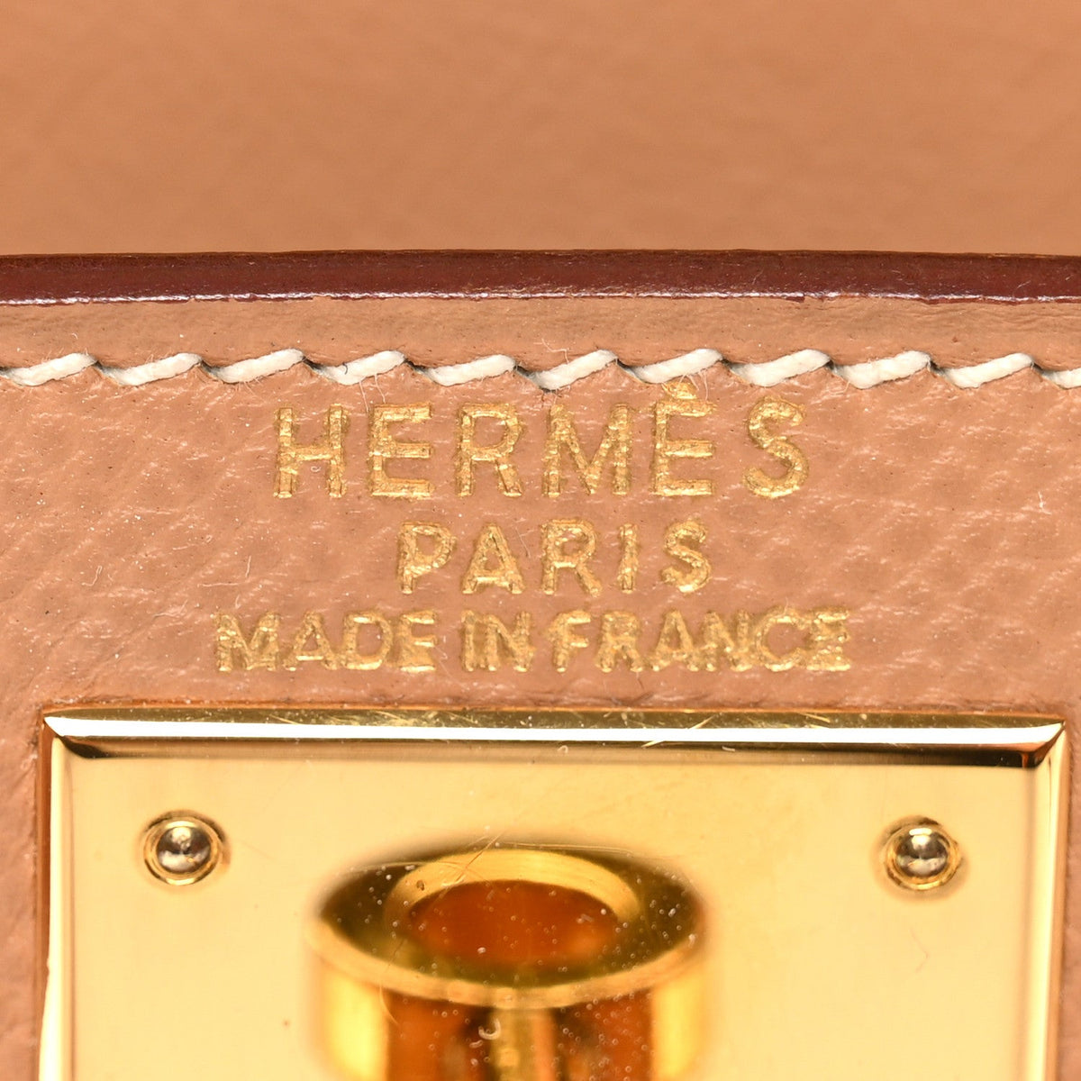 Courchevel Kelly Retourne 28 Camel product image 6, provided for visual reference and product detail review