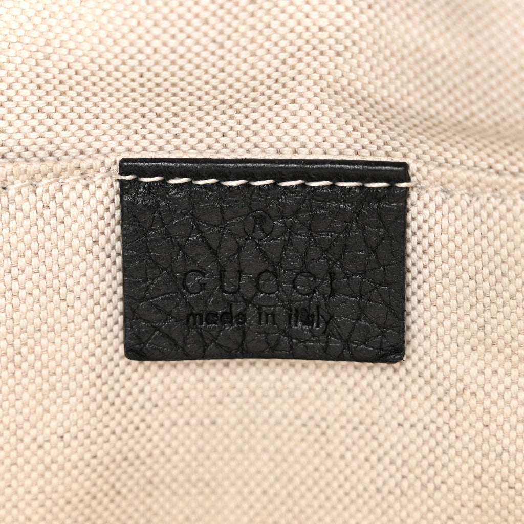 Pebbled Calfskin Small Soho Disco Bag Black product image 7, provided for visual reference and product detail review