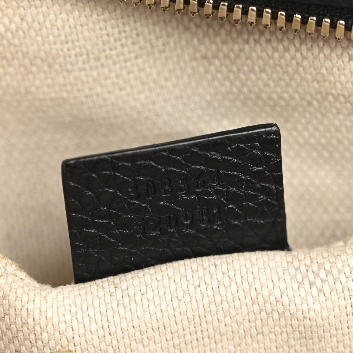 Pebbled Calfskin Small Soho Disco Bag Black product image 7, provided for visual reference and product detail review